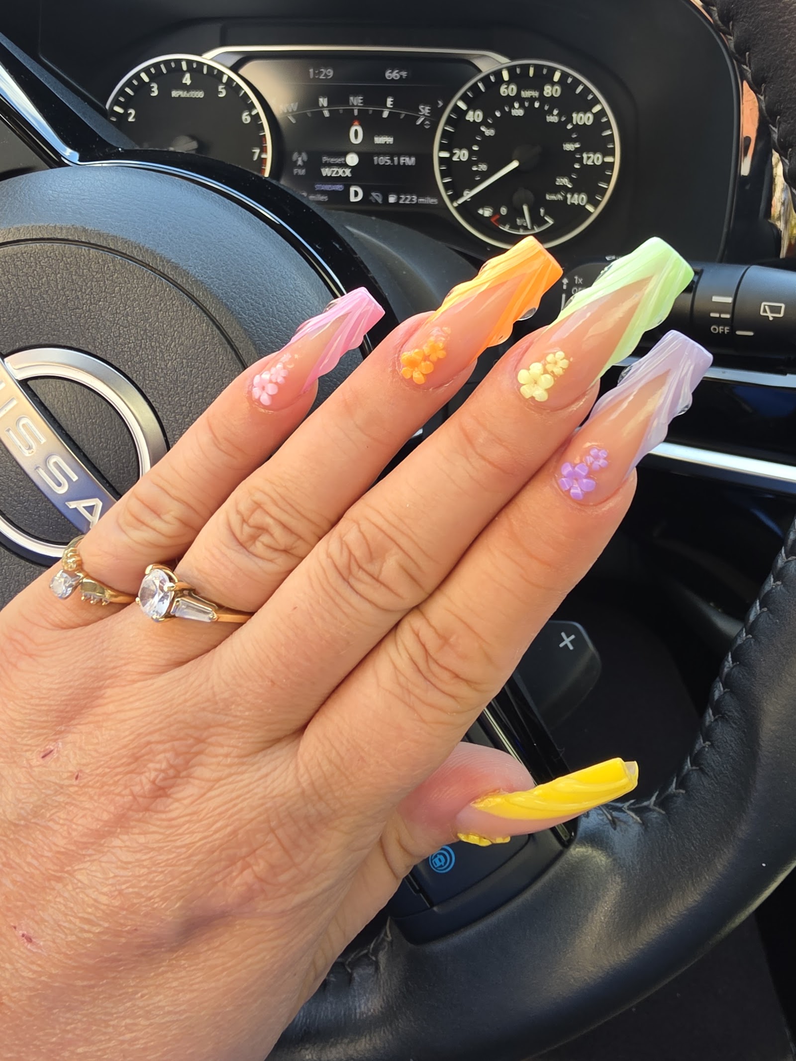 Color Nails and Spa nail photo 2